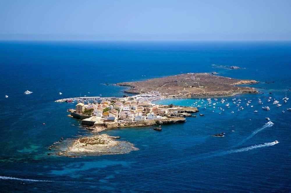 Centrico Apartamento Con Todo A Estrenar En La Playa سانتا بولا المظهر الخارجي الصورة